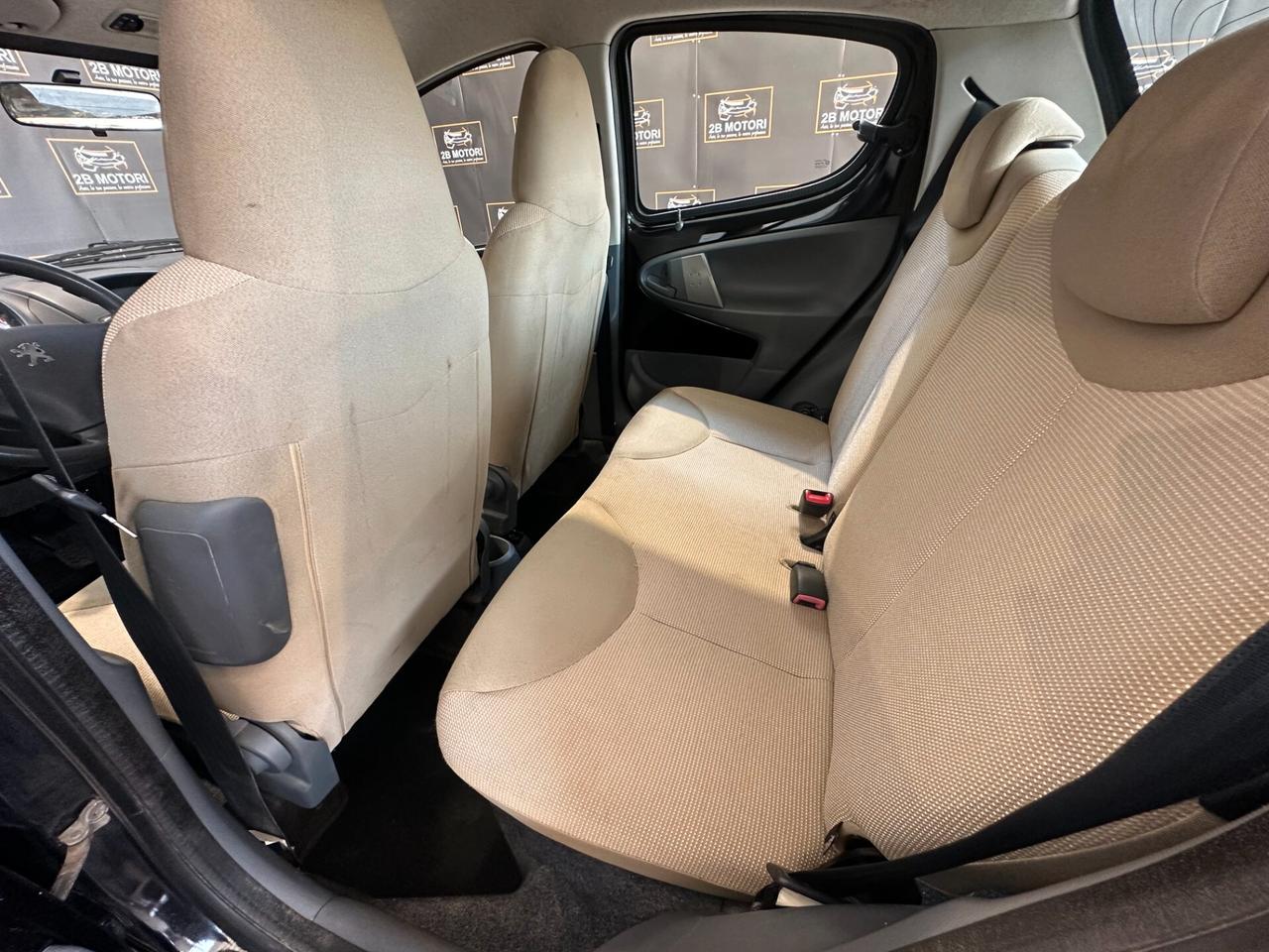 Peugeot 107 1.0 68CV 5p. Sweet Years