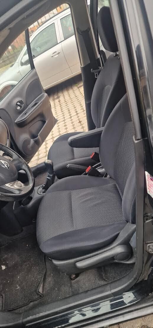 Nissan Micra 2011 photo 5