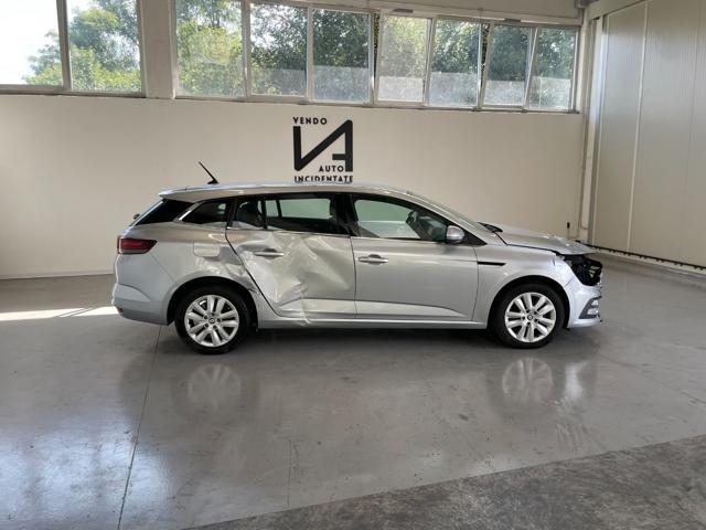 RENAULT Megane SPORTER BLUE DCI 115CV EQUILIBRE