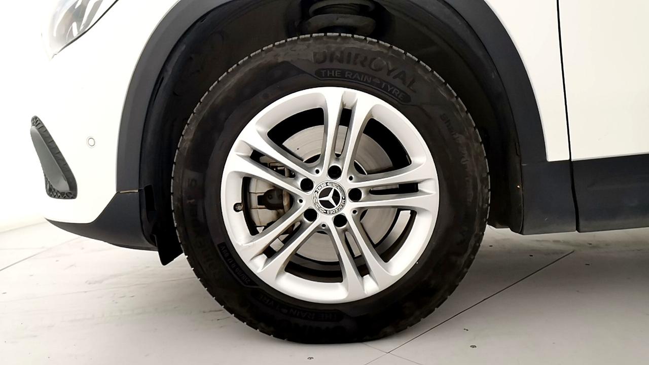 Mercedes-Benz GLA-H247 2020 - GLA 200 d Business auto