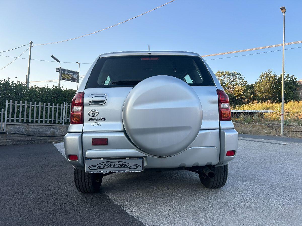 TOYOTA - RAV4 - 2.0 Tdi D-4D 116cv 5 porte Sol