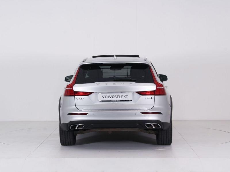 Volvo V60 Cross Country D4 AWD Geartronic Business Pro