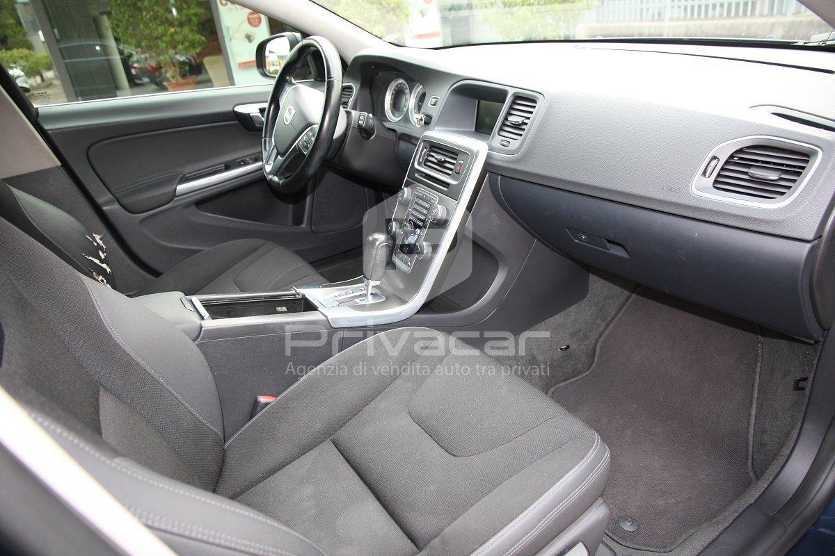VOLVO V60 D3 Geartronic Momentum
