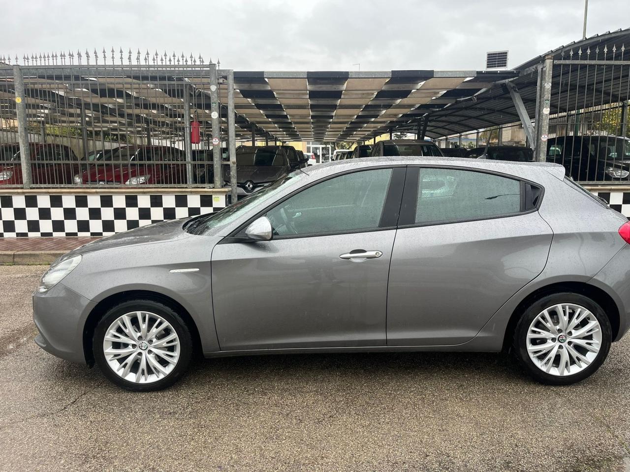 Alfa Romeo Giulietta 1.6 JTDm Super Unipro 2017