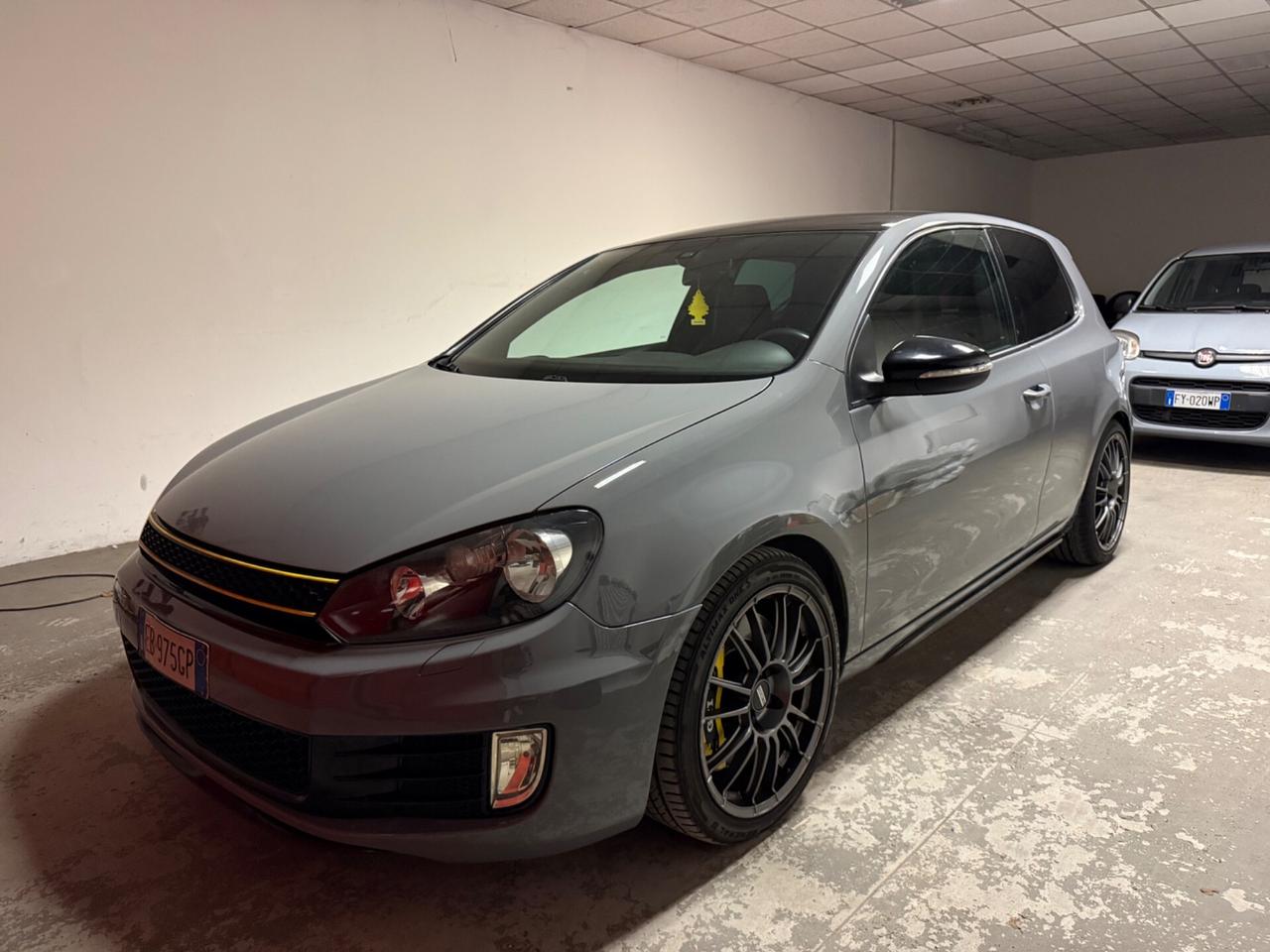 Volkswagen Golf GTI 2.0 TSI 3p.