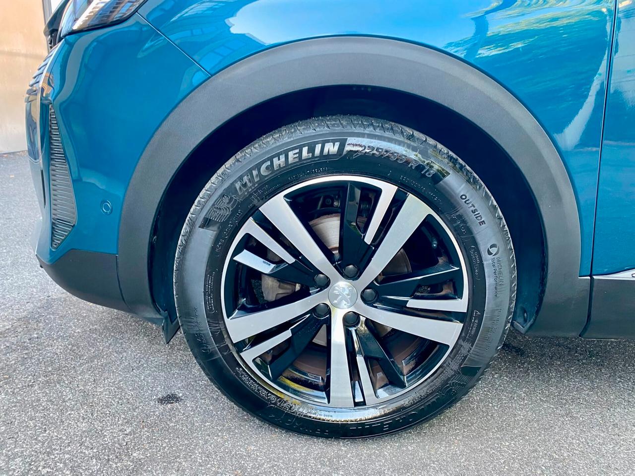 Peugeot 3008 BlueHDi 130 GT Pack -GARANZIA