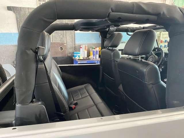 Jeep Wrangler SAHARA DECAPPOTTABILE