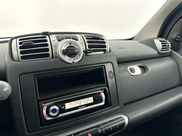 smart forTwo 1000 52 kW coupé limited two