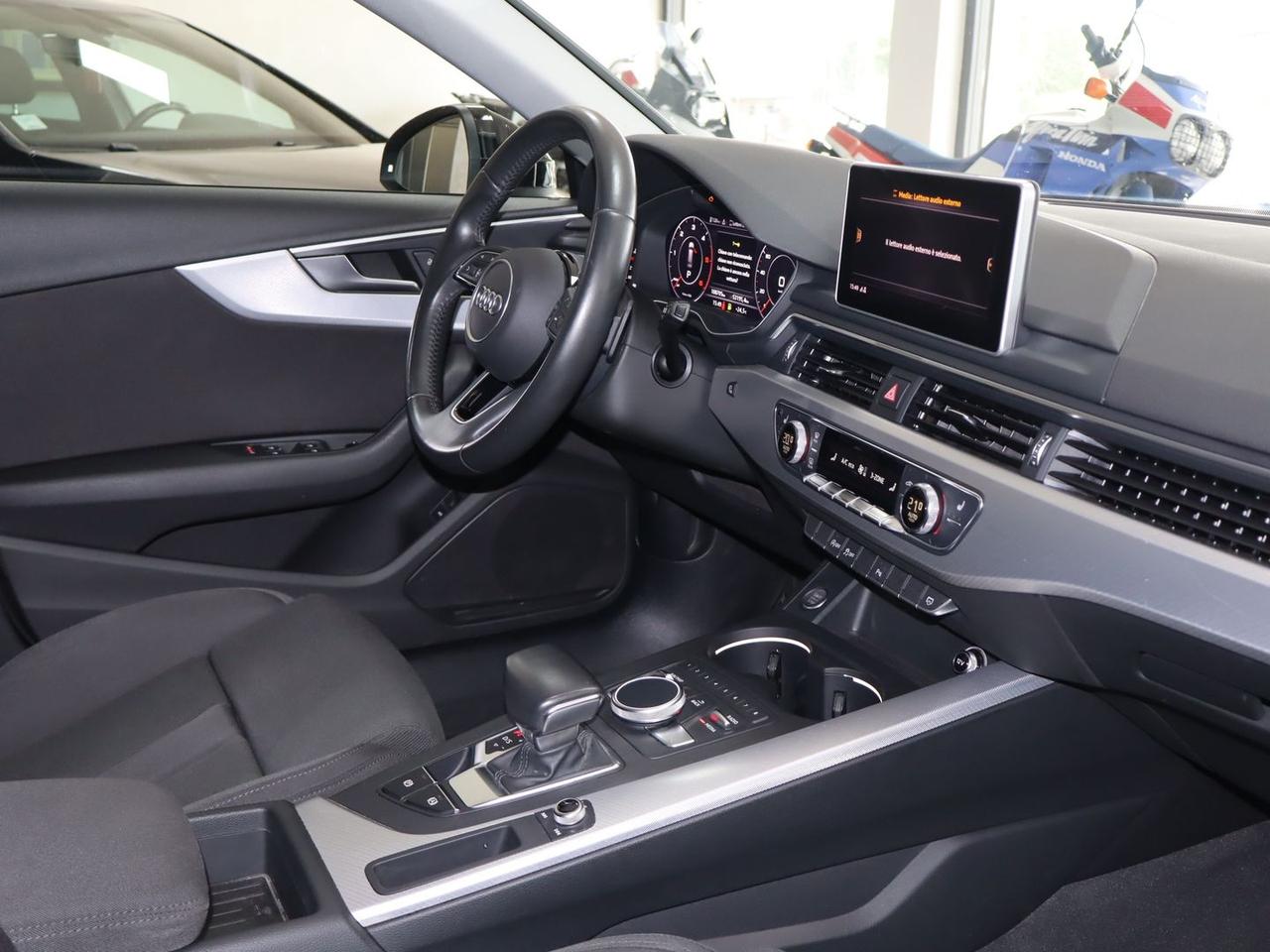 Audi A4 Advanced 2.0 35 TDI #11417