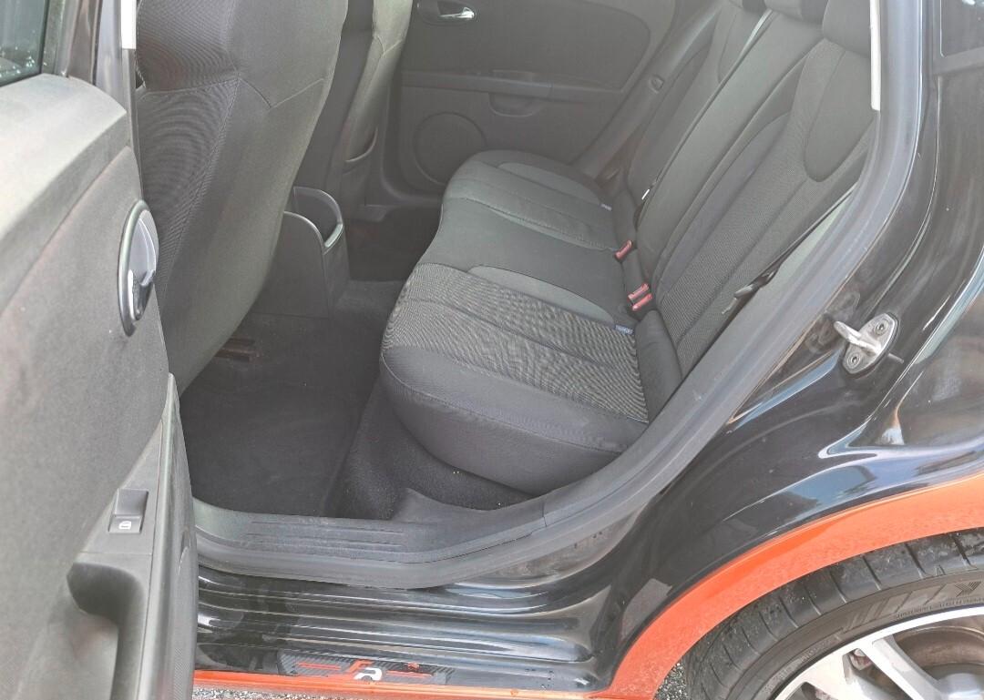 Seat Leon 2.0 TDI DPF FR