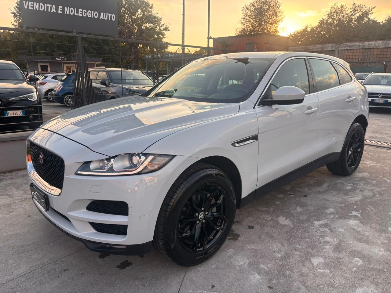 Jaguar F-Pace 2.0 D 180 CV AWD aut. Prestige