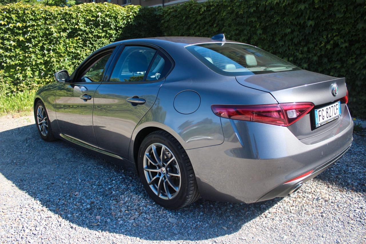 Alfa Romeo Giulia 2.2 Turbodiesel 150 CV Super