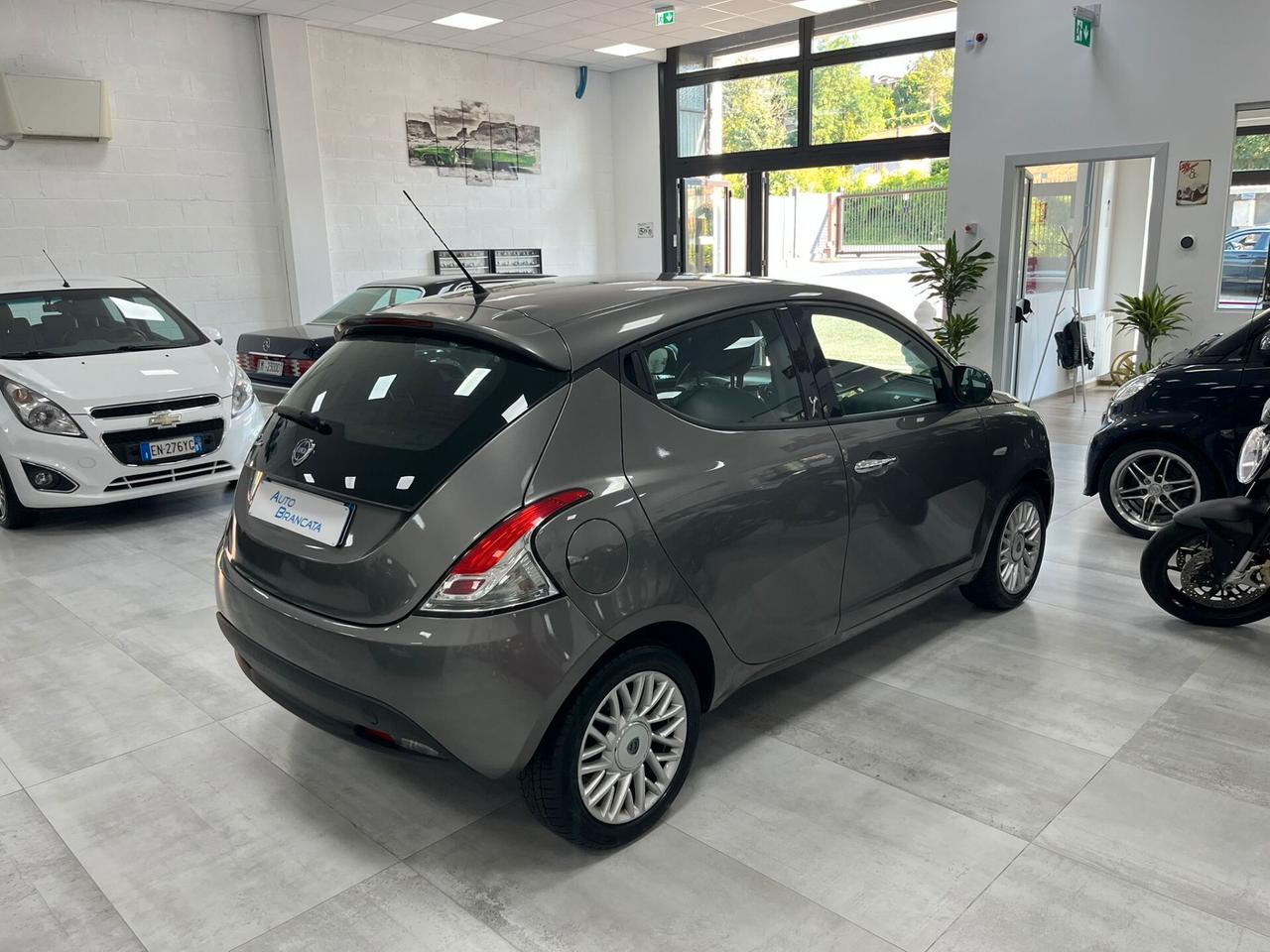 Lancia Ypsilon 1.3 mjt