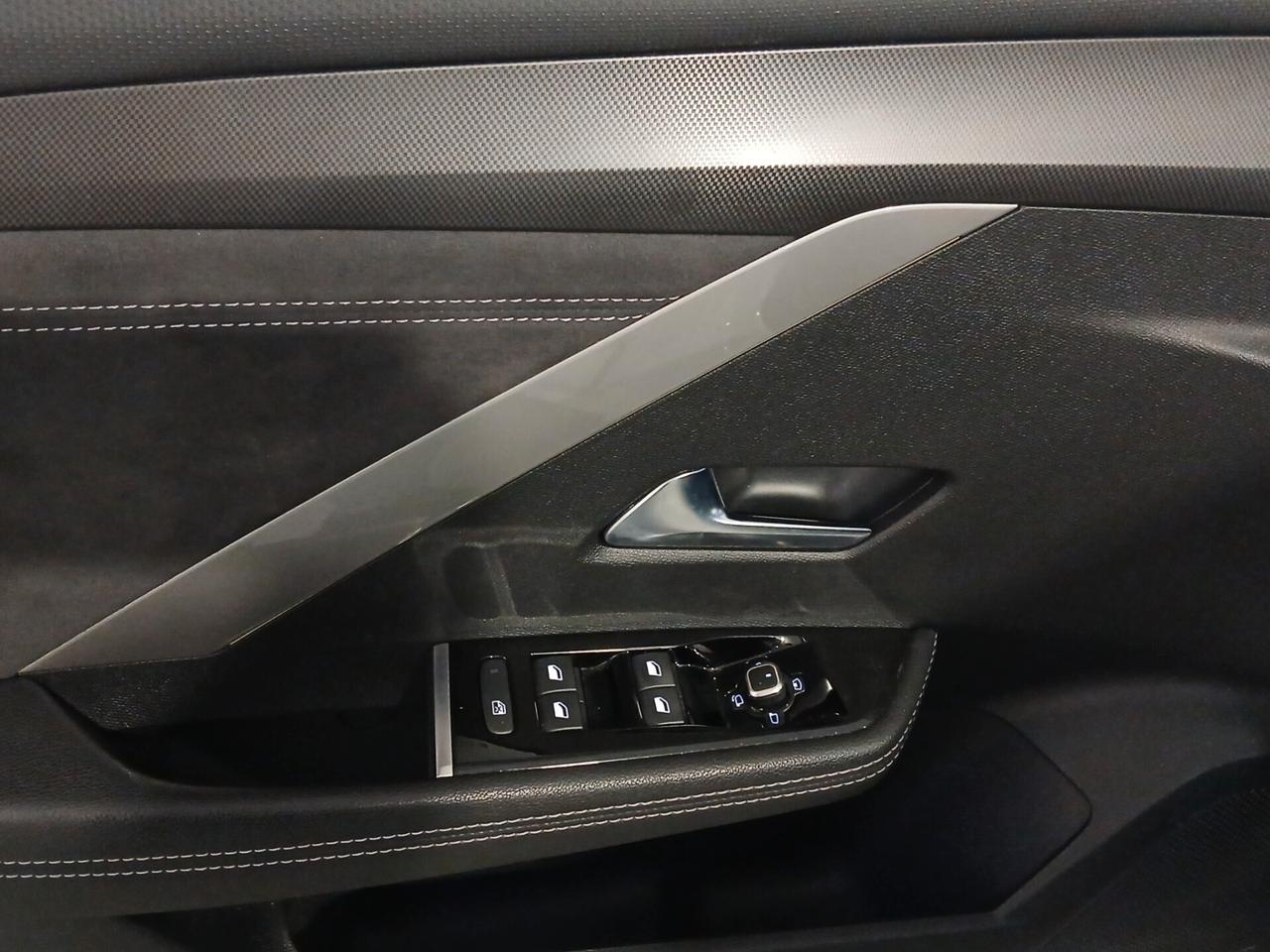 Opel Astra 1.6 Plug-in Hybrid 225 CV AT8 GSe 225cv