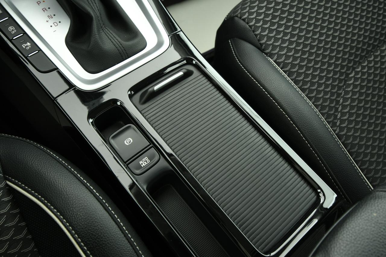 KIA XCeed 1.5 t-gdi mhev Business 160cv dct CAMERA+APP CONNECT+C18"