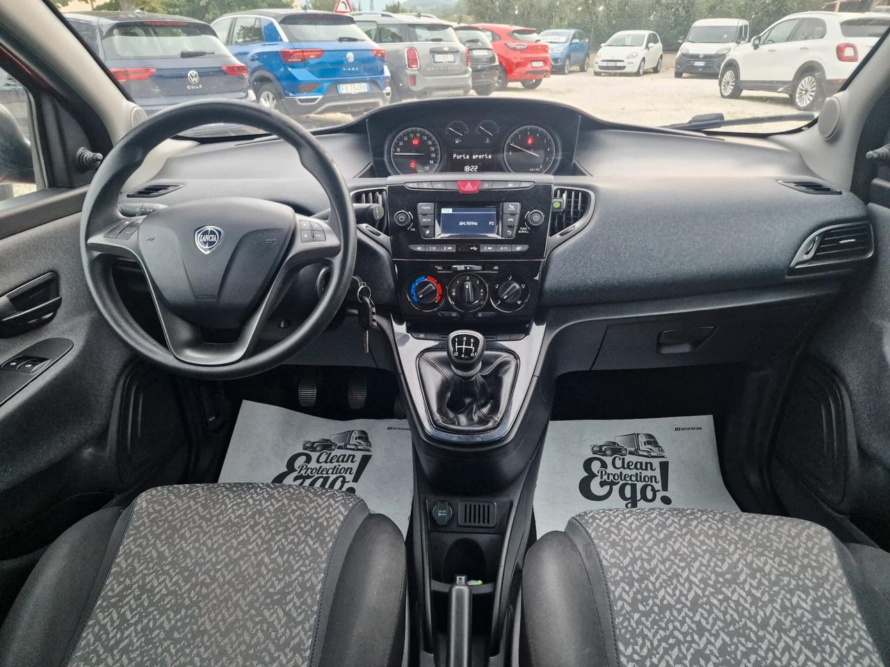 Lancia Ypsilon 1.2 69 CV 5 porte Elefantino