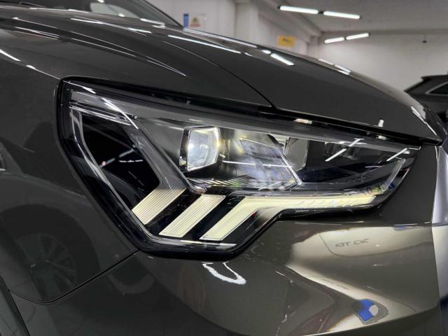 AUDI Q3 35 TDI quattro S tronic Business Advanced