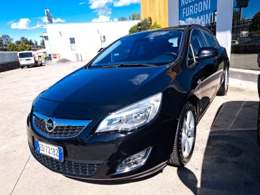Opel Astra 1.6 115CV 5 porte Cosmo