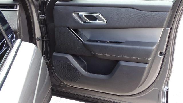 LAND ROVER Range Rover Velar 2.0D I4 240 cv "R-Dinamic S", cerchi 22 Pollici