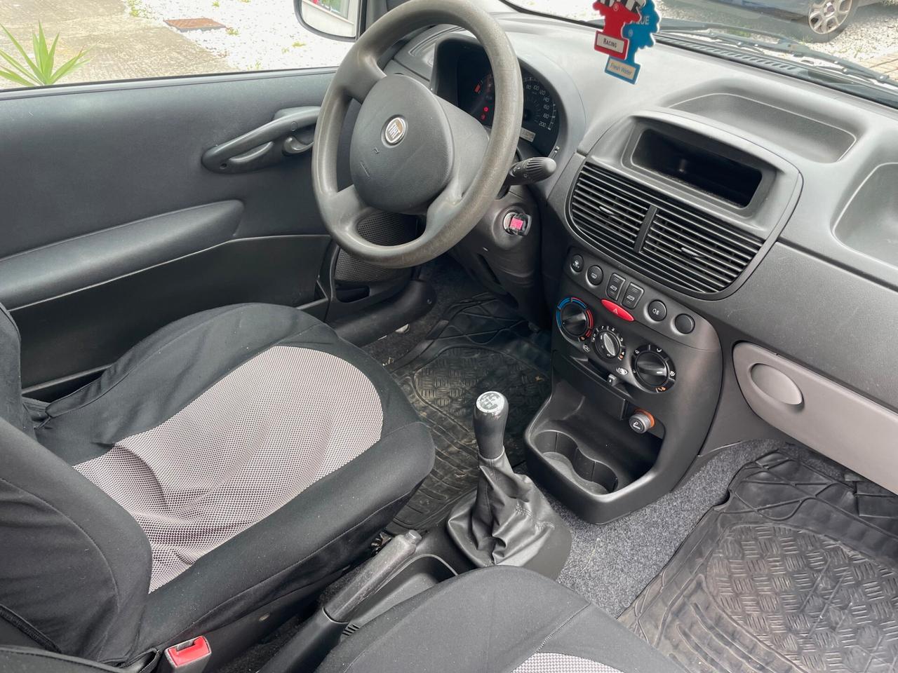 Fiat Punto 1.3 MJT 16V 3p. 2p.ti Van
