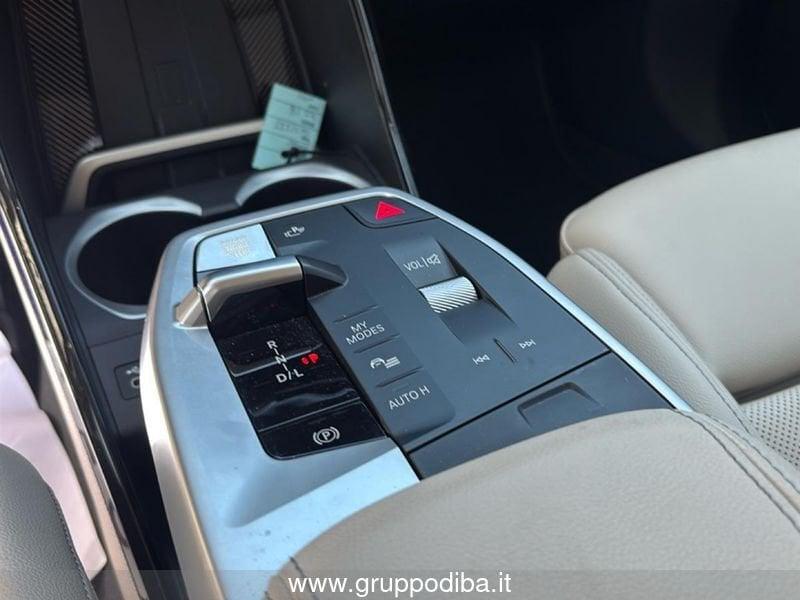 BMW X1 U11 xdrive23d mhev 48V X-Line Edition Balance auto