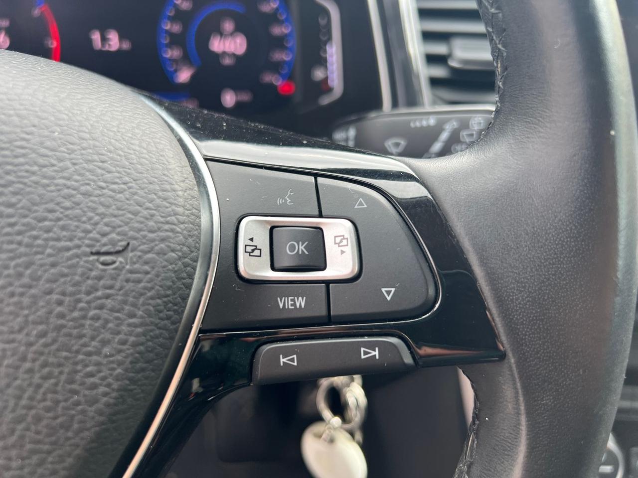 Volkswagen T-Roc VW T-ROC 1.5 TSI Advanced #10039