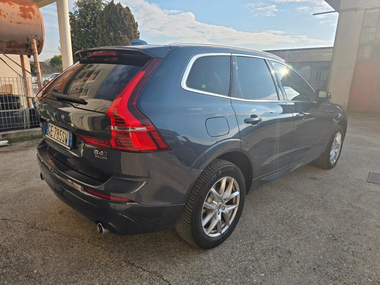 Volvo XC 60 XC60 B4 (d) AWD Geartronic Business