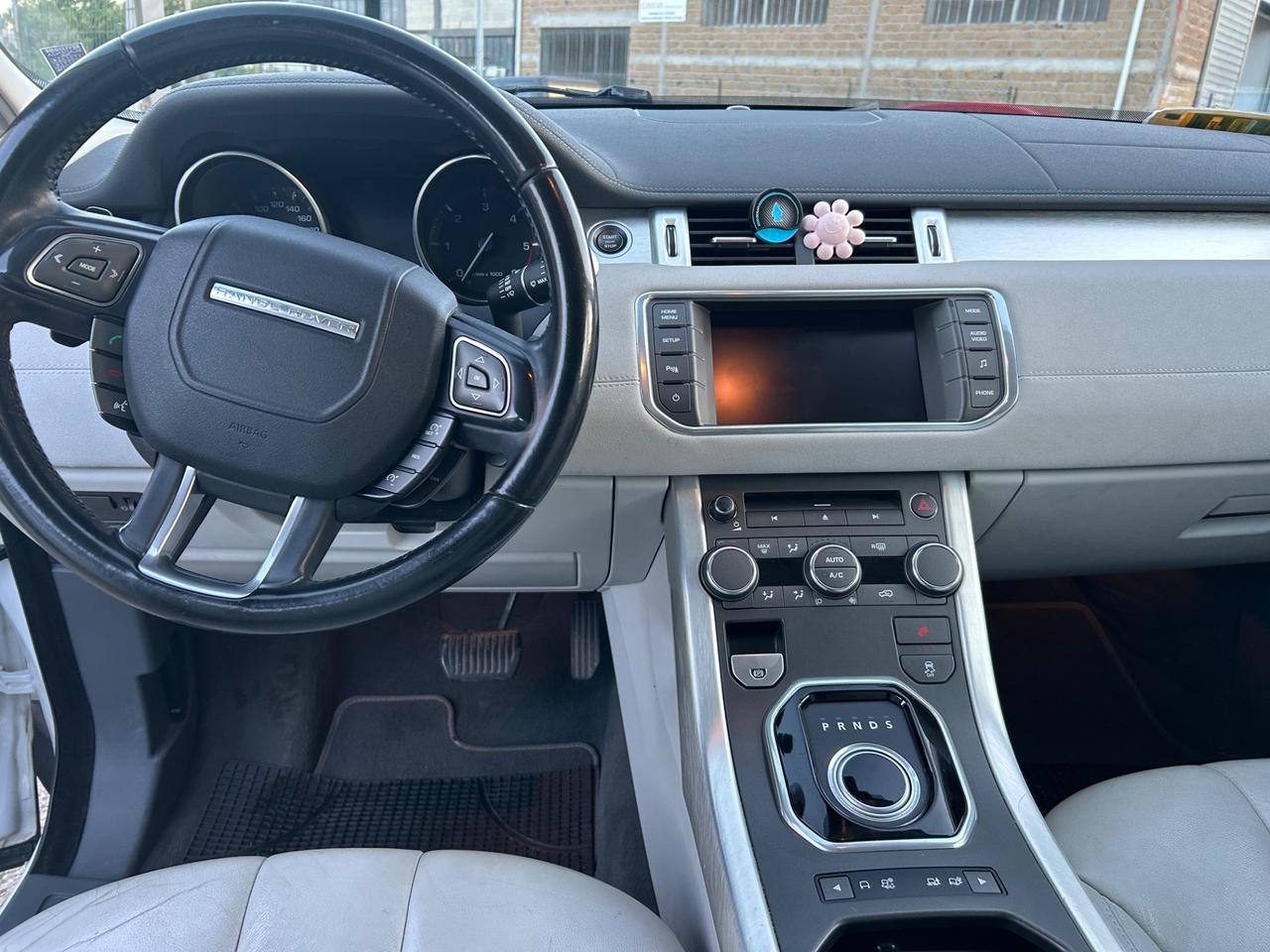 Land Rover Range Evoque 2.2 TD4 5p. Dynamic