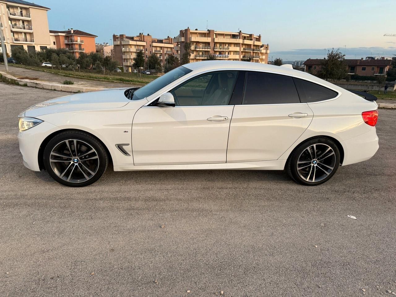 Bmw 325 GT Msport