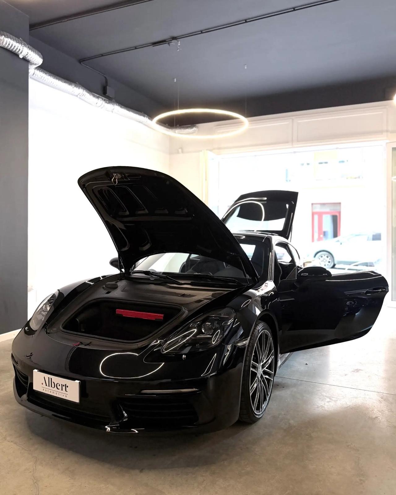 Porsche 718 Spyder Cayman 2.0