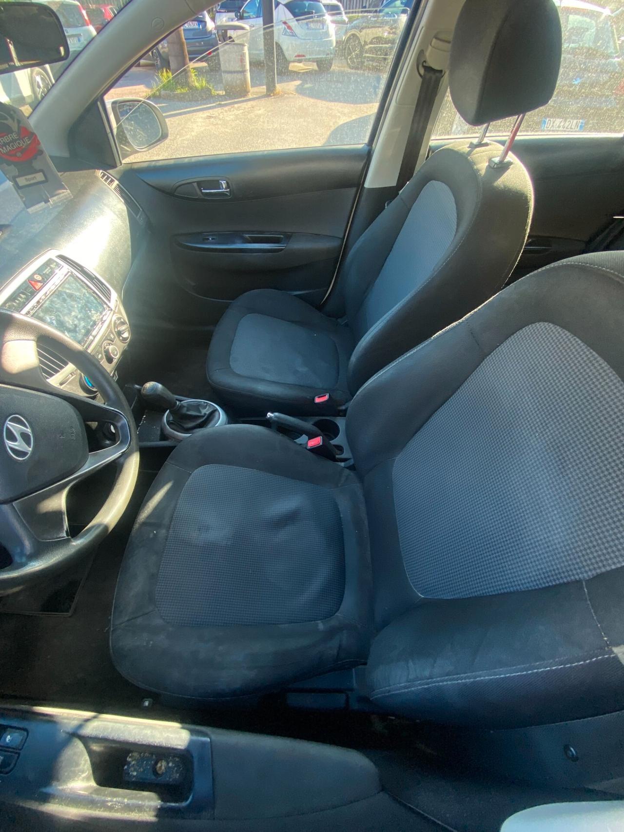 Hyundai i20 1.4 CRDi 5p. Sound Edition