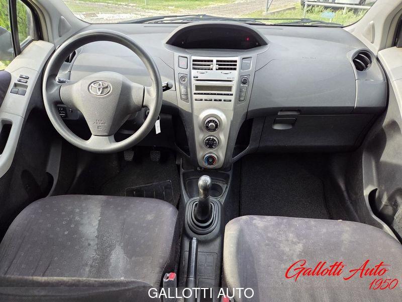 Toyota Yaris 1.0 3 porte