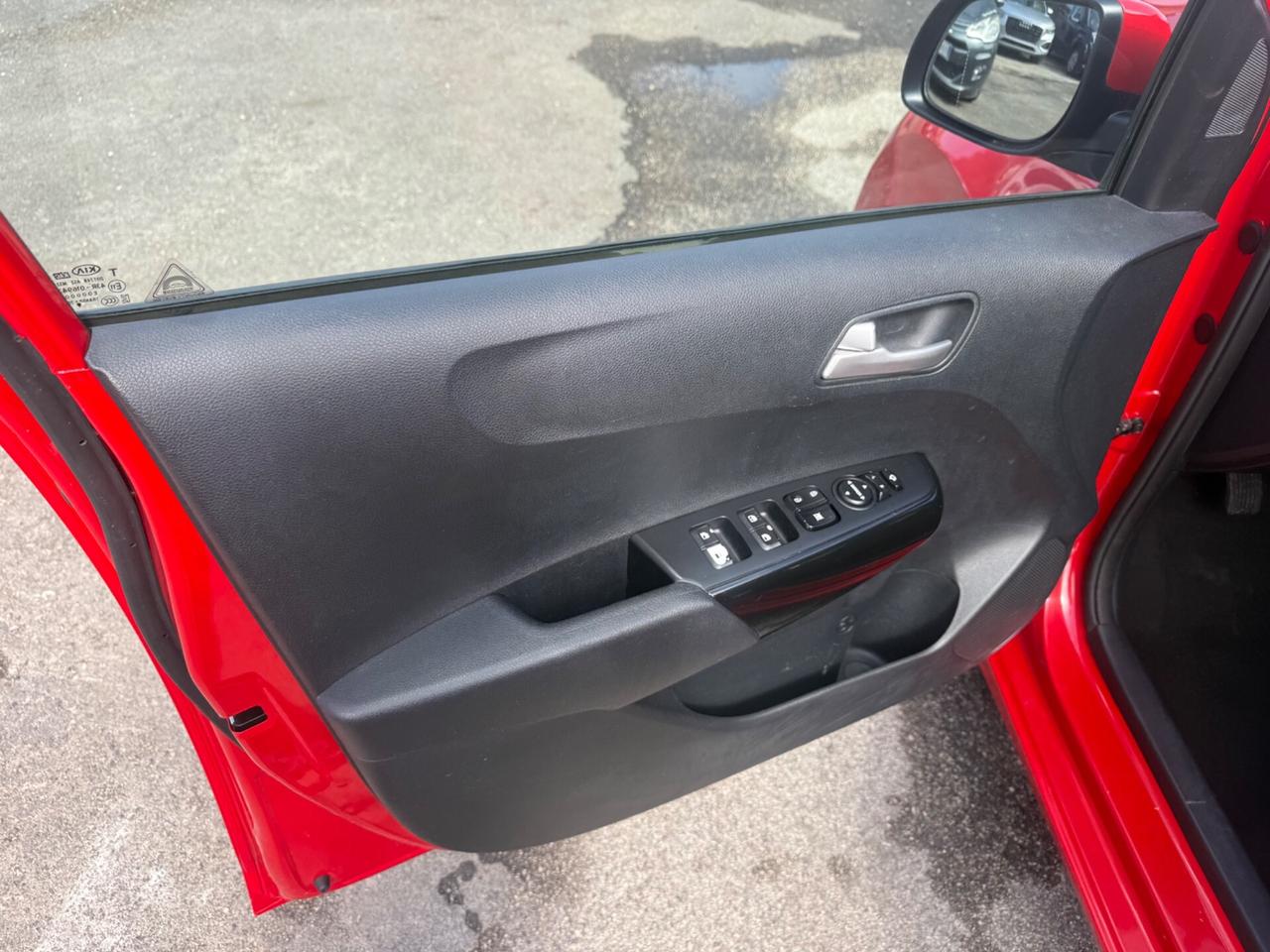 Kia Picanto 1.0 12V 5 porte Cool E6