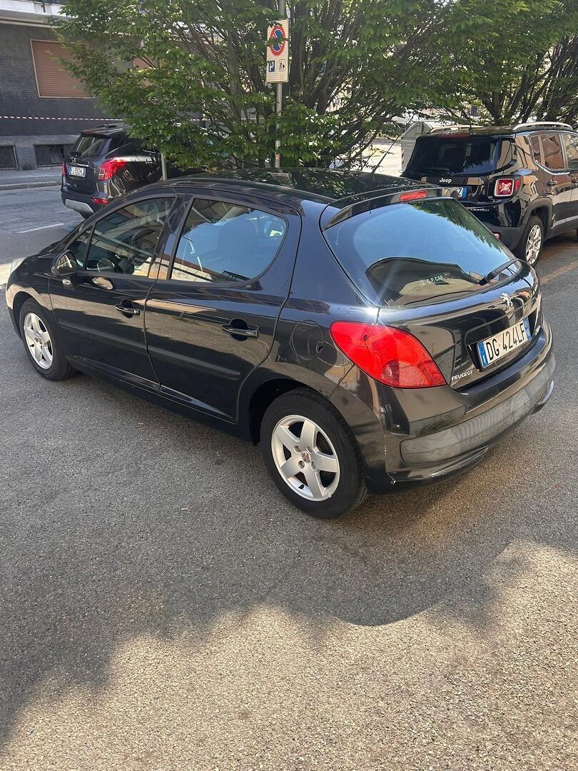 Peugeot 207 43.000km unico proprietario
