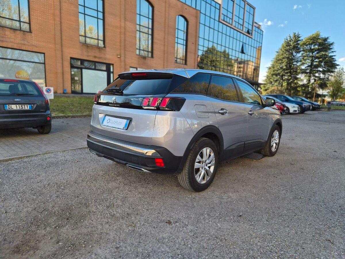 Peugeot 3008 1.5 bluehdi Business s&s 130cv