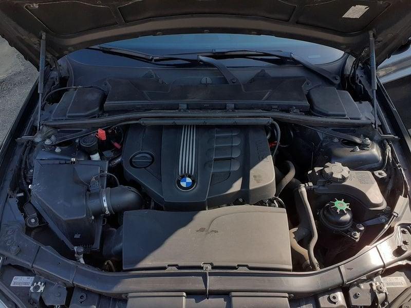BMW Serie 3 320d cat Touring GARANZIA-KM CERTIFIC