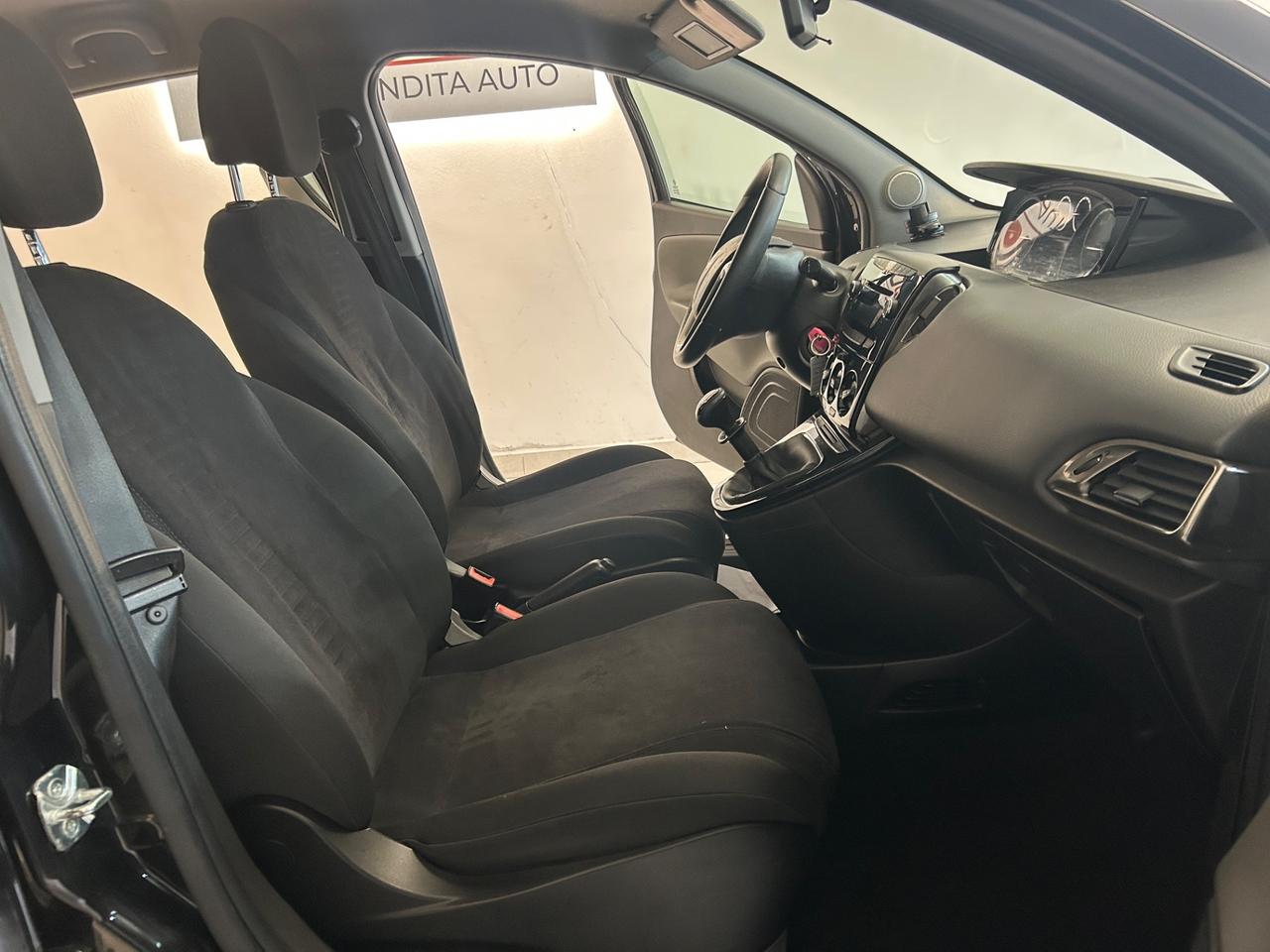 Lancia Ypsilon 1.2 GPL 51kw 2015