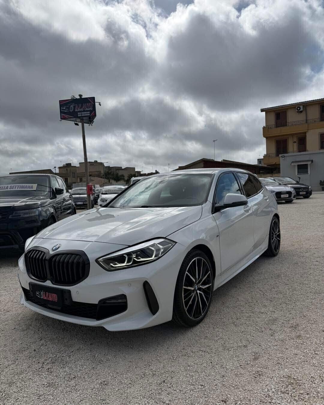 Bmw 118d 5p. Msport