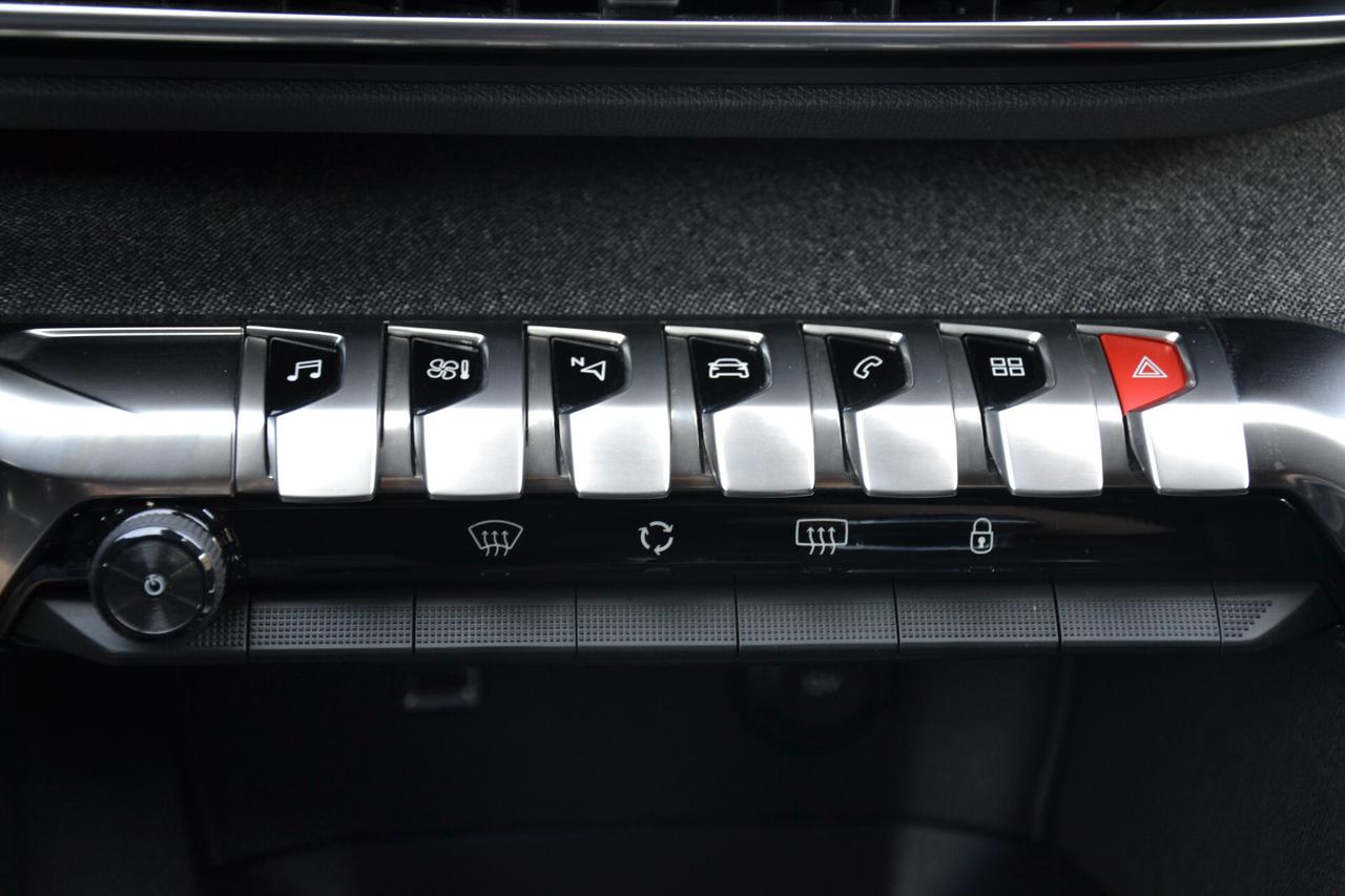 Peugeot 5008 1.5 HDi 130CV CROSSWAY **DISTRIBUZIONE NUOVA**7P
