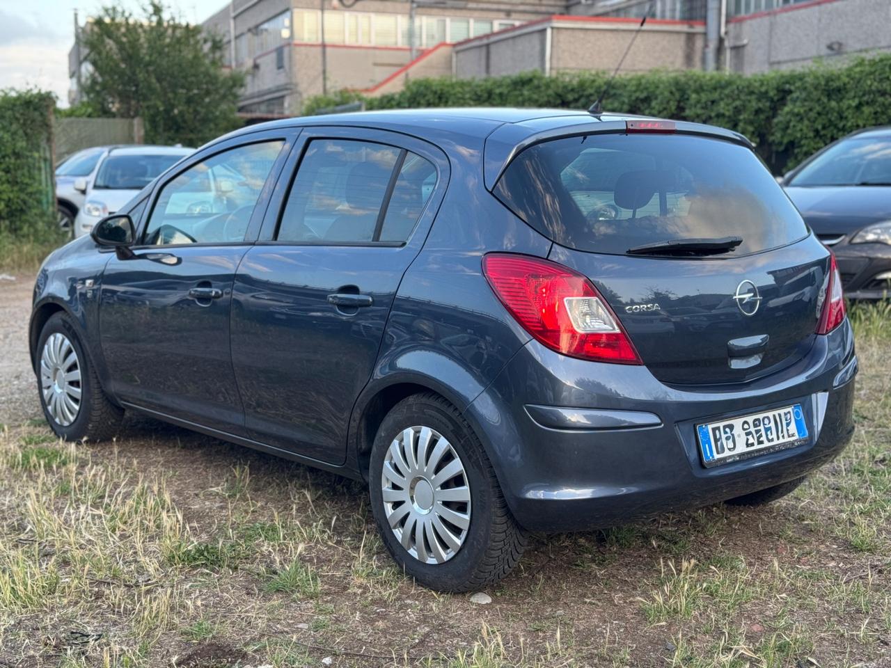 Opel Corsa 1.2 Benzina 5 porte Edition 90.000km 2011