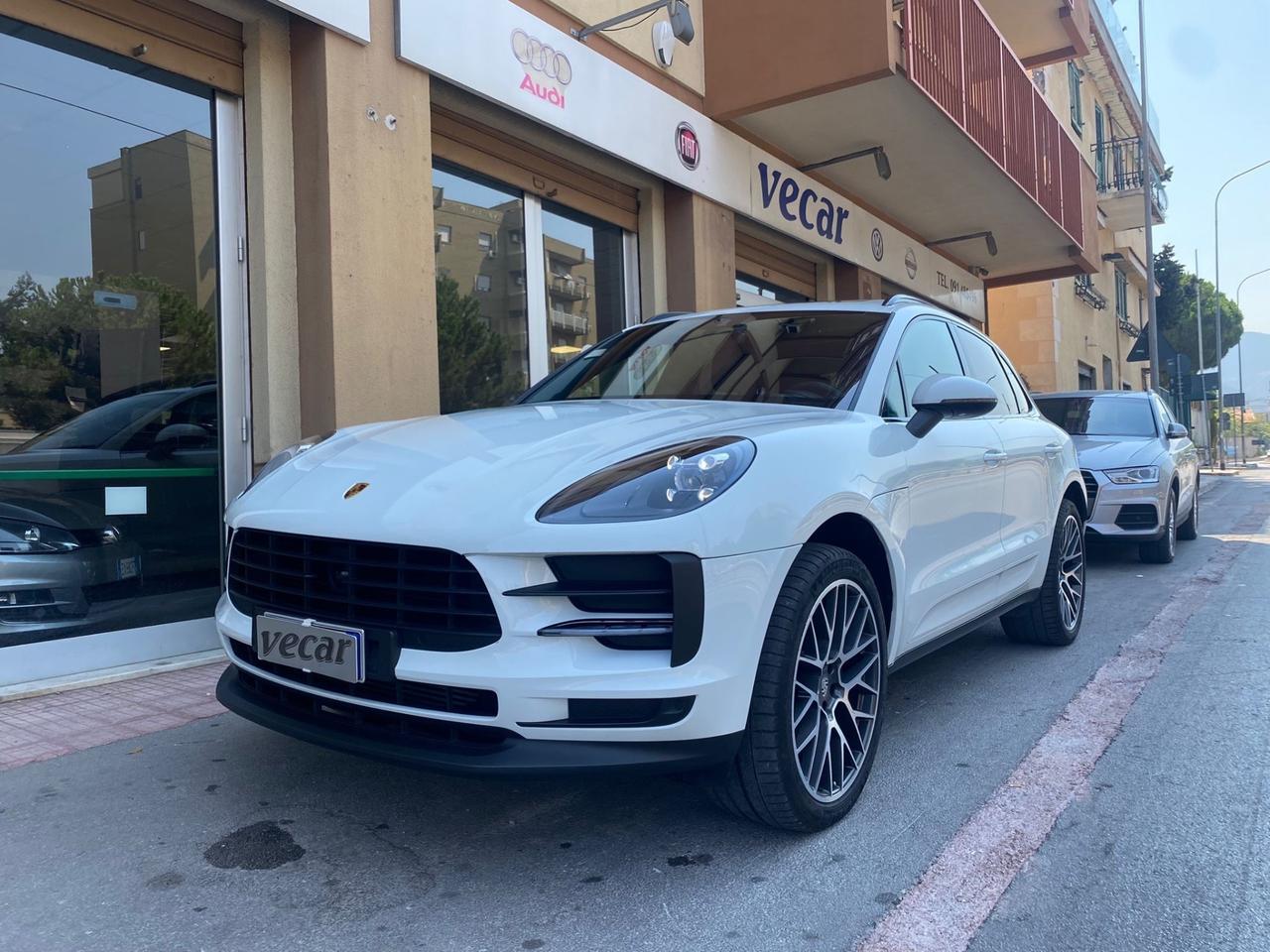 Porsche Macan 2.0 245 cv sport tetto panoramico