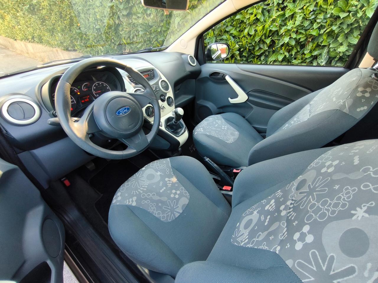 FORD KA 1,2 BENZ- KM 98000 -OK NEOPATENTATI