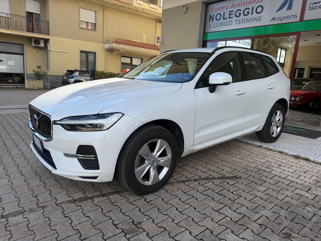 Volvo XC 60 XC60 B4 (d) automatico Business