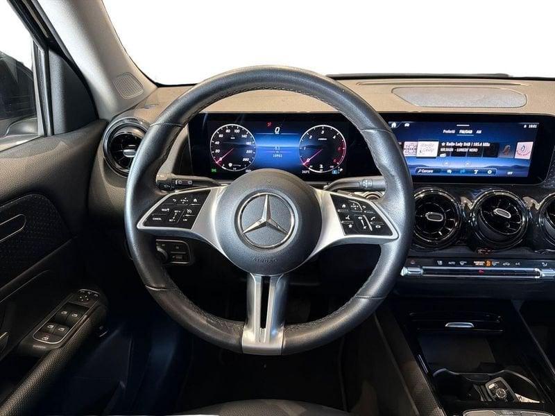 Mercedes-Benz GLB 180 d Advanced auto