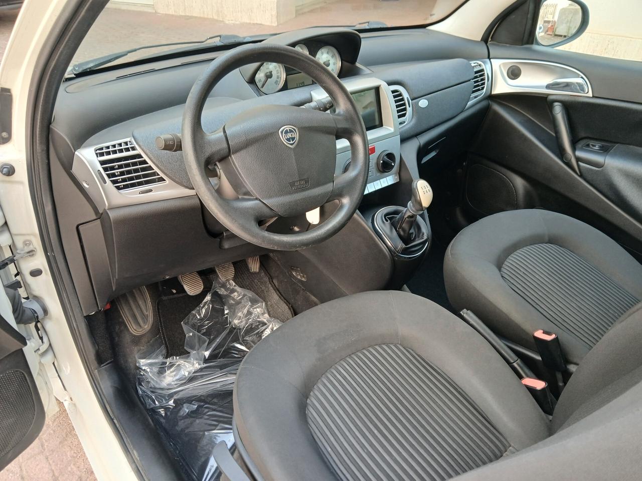 Lancia Ypsilon 1.2 Benzina