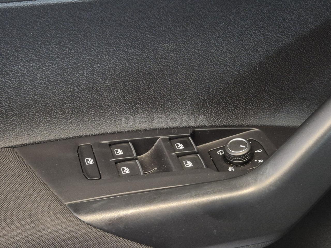 Volkswagen Polo 1.0 tsi style 95cv dsg