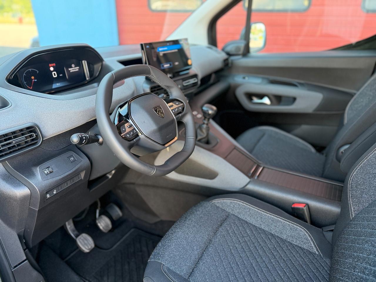 Peugeot Rifter Allure Auto per disabili 5+1