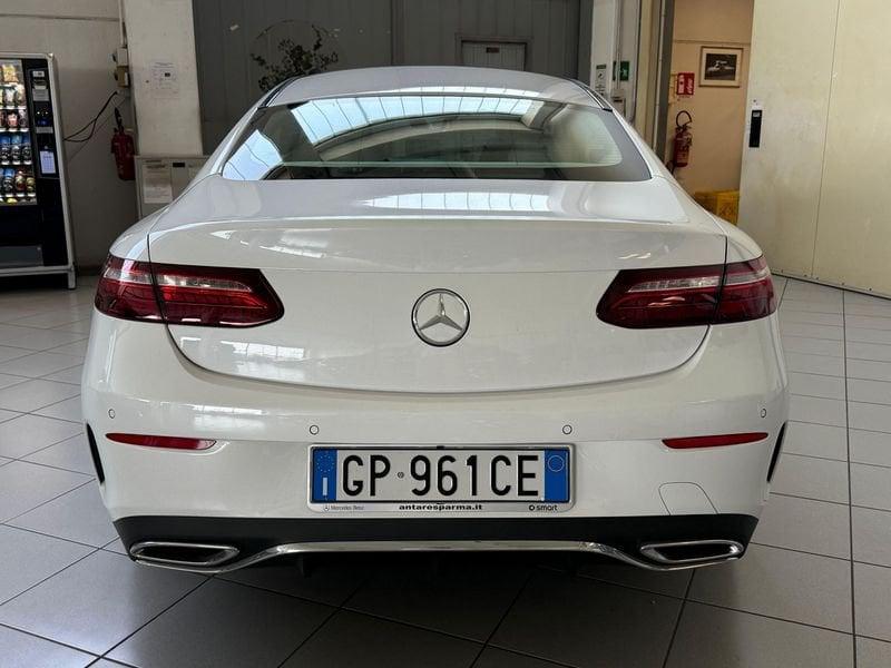 Mercedes-Benz Classe E Cpé E 220 d 4Matic Premium Plus