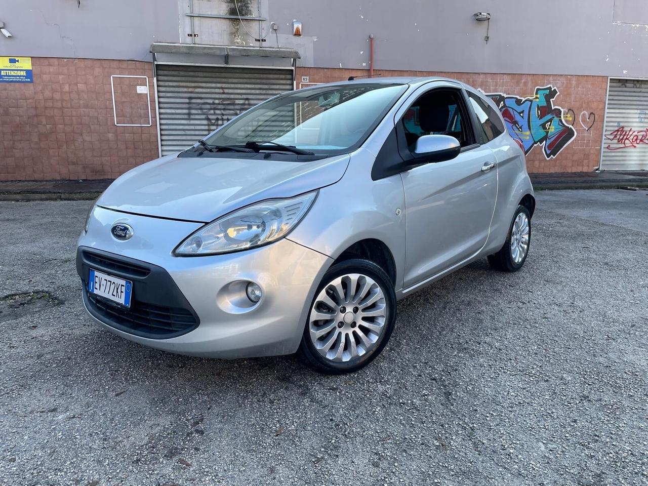 Ford Ka 1.3 TDCi 75CV Titanium Full Perfett