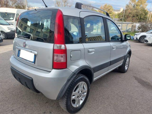 FIAT Panda 1.3 MJT 16V DPF 4x4 Climbing